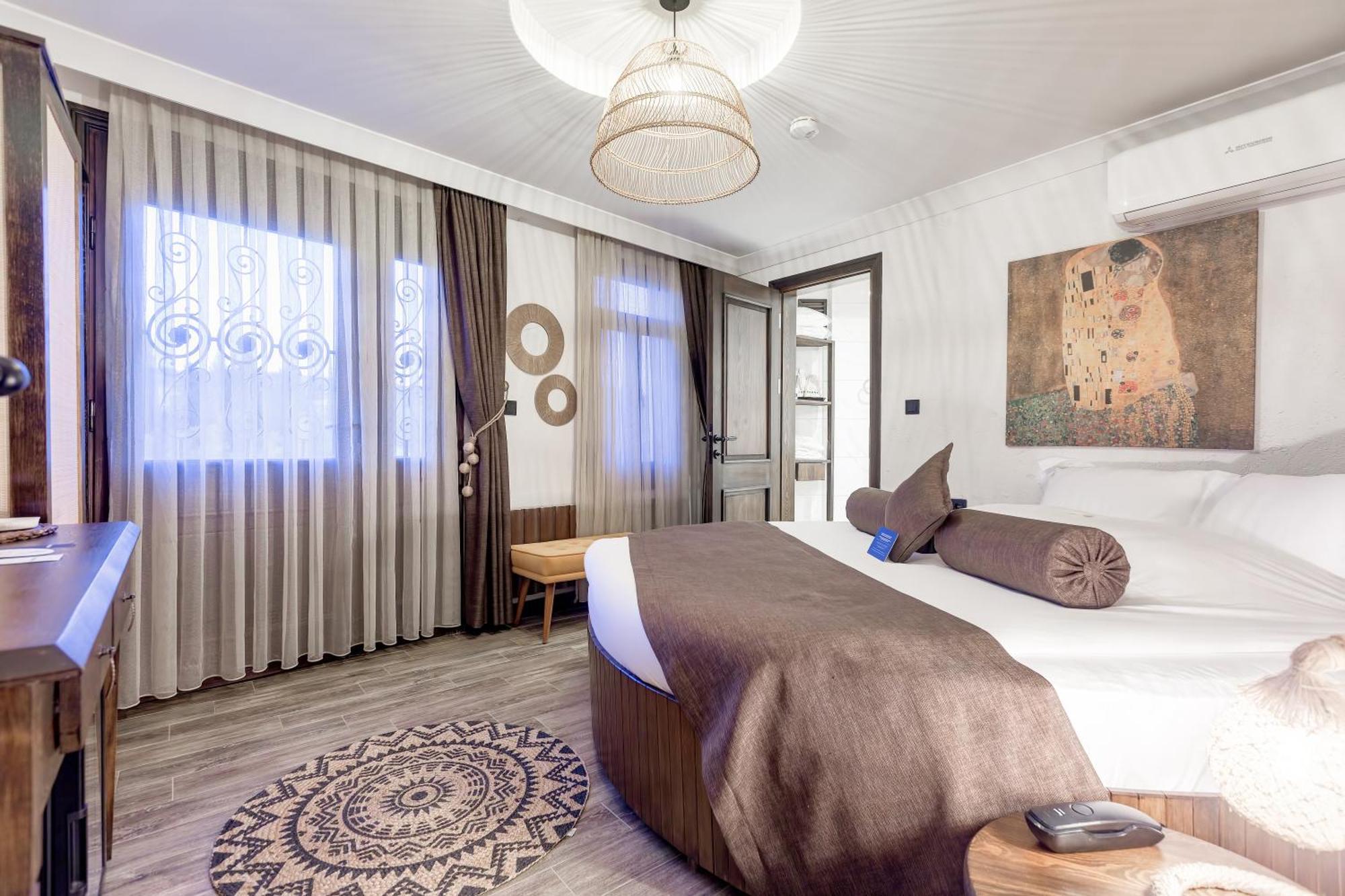 Parna Hotel Cunda Habitación foto