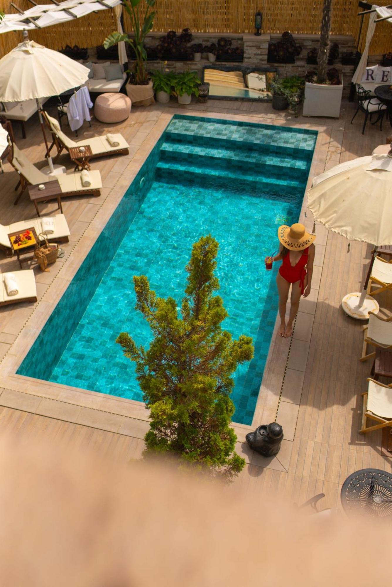Parna Hotel Cunda Exterior foto